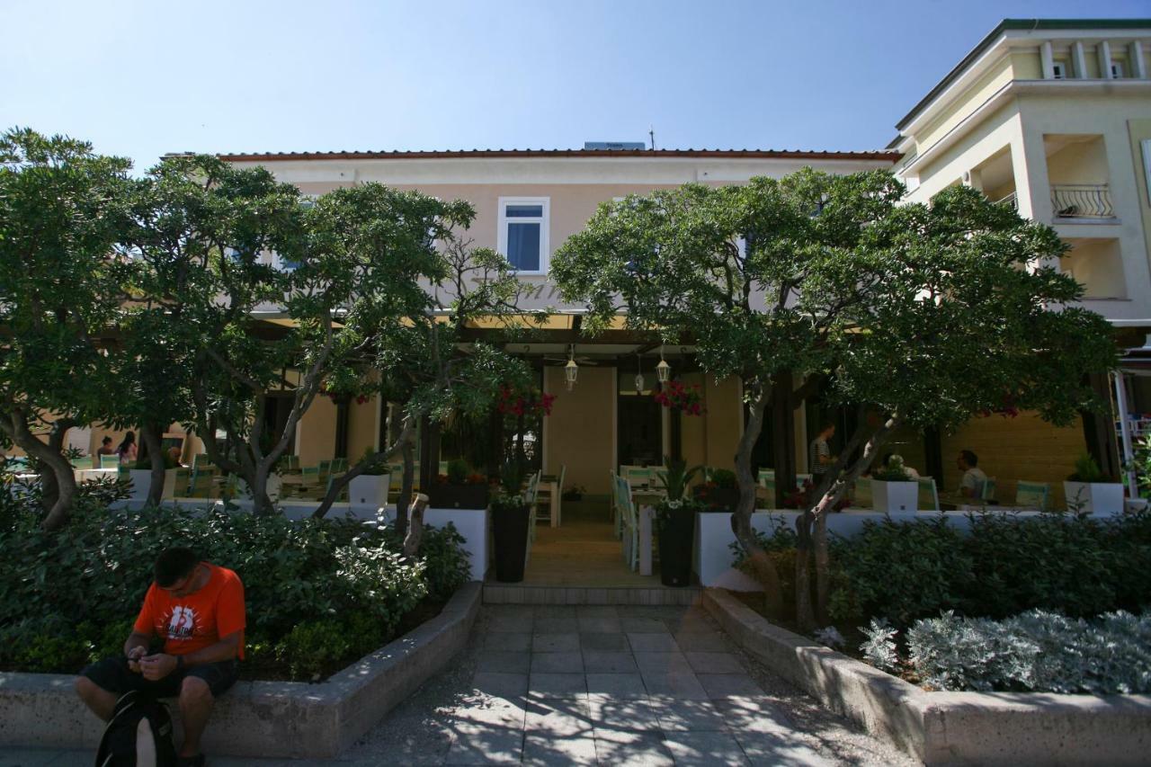 Guesthouse Vienna Baska Экстерьер фото